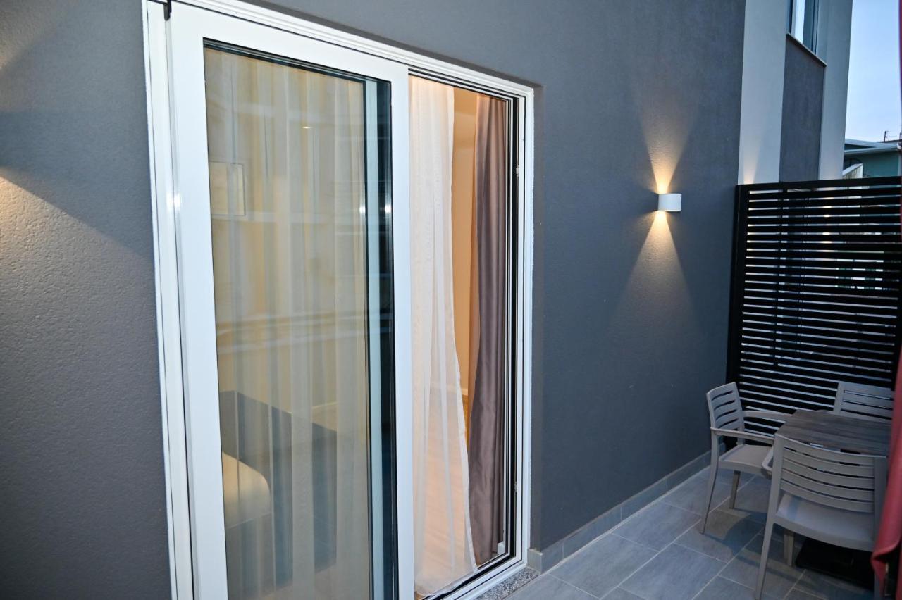 Hotel Vino Durres Exterior photo