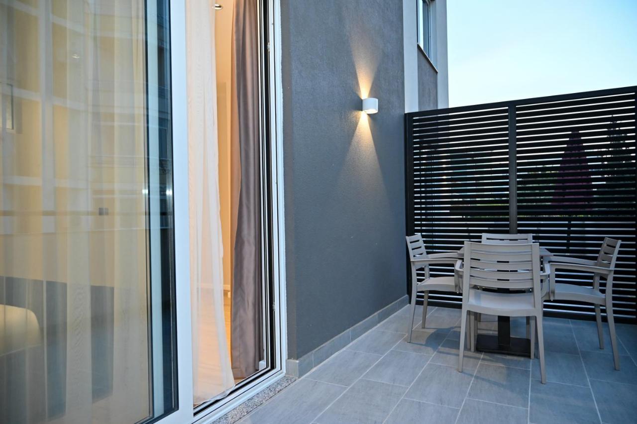 Hotel Vino Durres Exterior photo